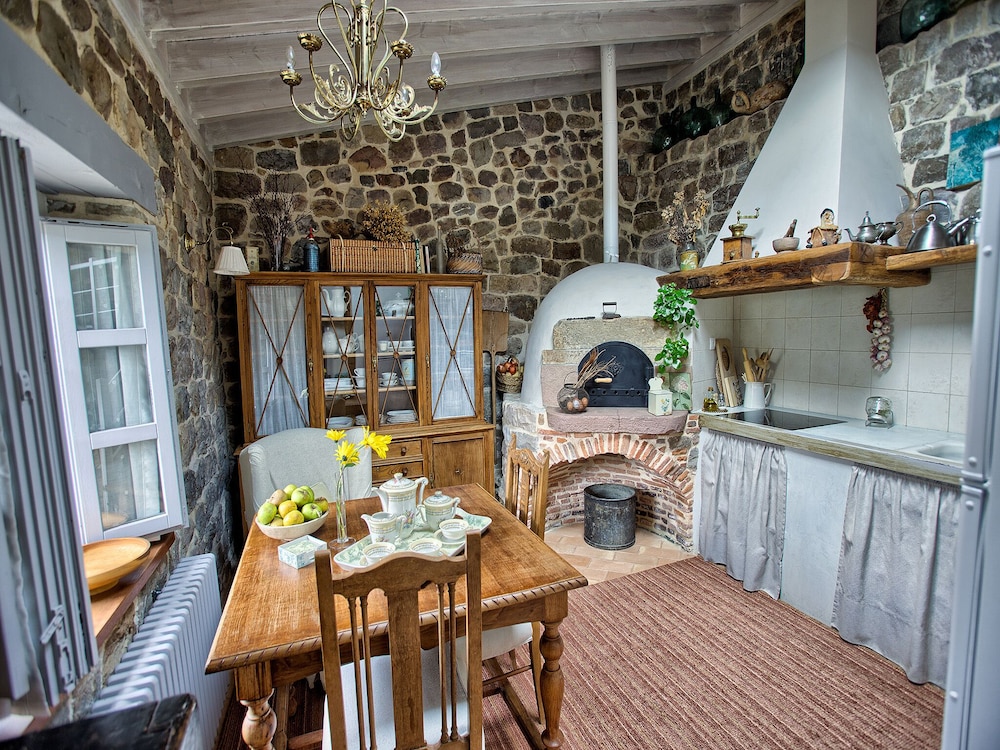 An Enchanting Rural House In The Heart Of Cantabria - Cantabria