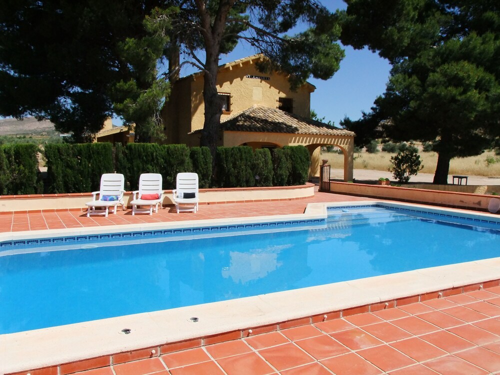 Spanish Villa With Private  Pool, Wifi,  50 Minutes From The Beach - Caudete