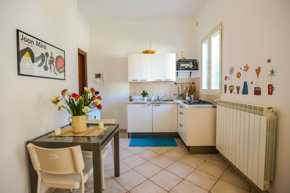 Maison De Vacances Bed & Milk 3<br>appartement Dans Villa Puglia Taranto Près De San Vito<br>wifi - Tarente