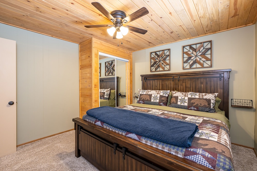 Come Up North To Our Cozy Cabin In Munds Park! - Munds Park, AZ