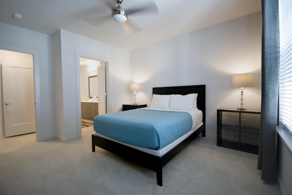 Spectacular Suite 2br / 2ba Apartment (B) - Beinhaltet Zweiwöchentliche Reinigung Und Wäschewechsel - Atlanta, GA