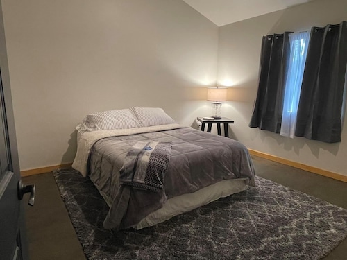 New - Nightly Rental Apartment! - Central Park, WA