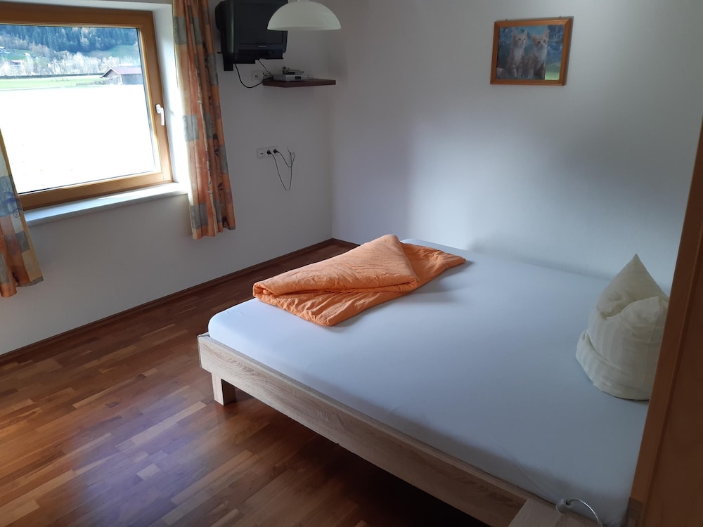 Apartment "Gertis Top 1" With Mountain View, Wi-fi & Balcony - Zillertal
