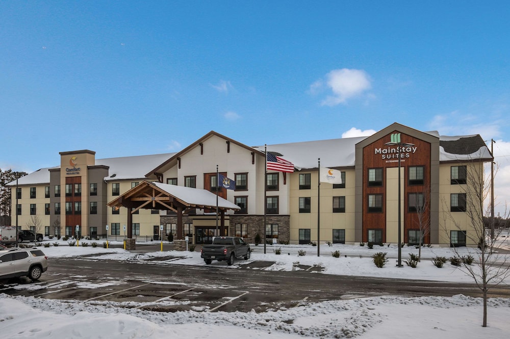 Mainstay Suites - Gaylord, MI