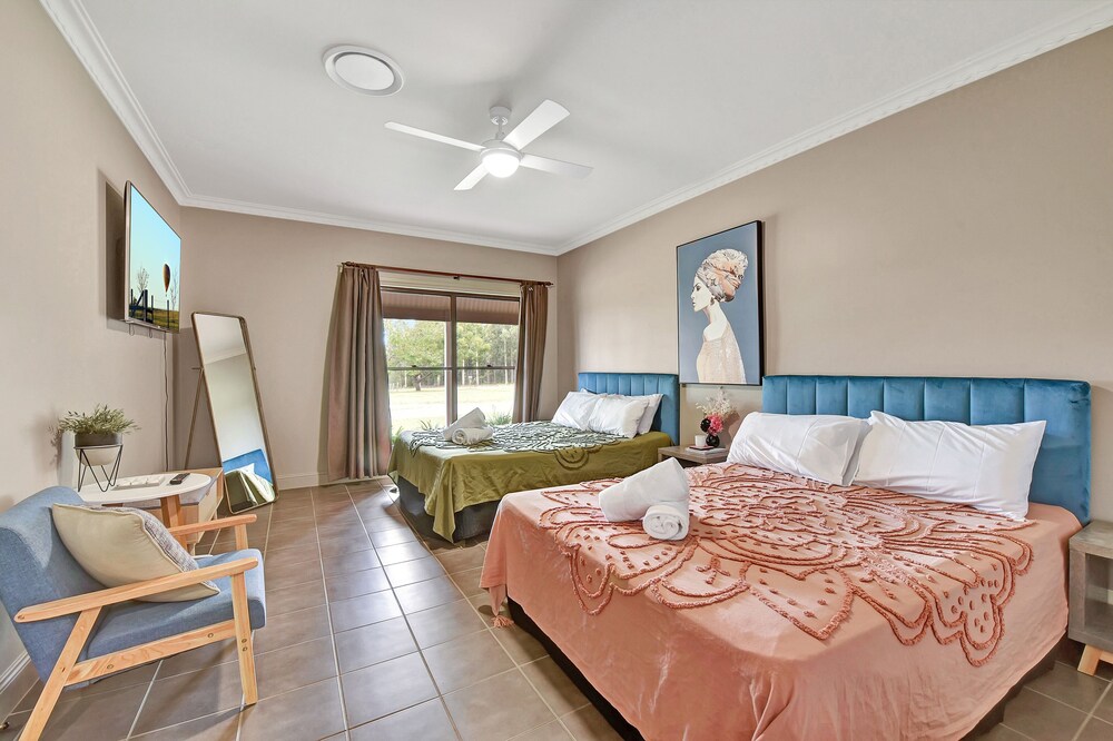 Ironstone Estate Family Residence Spa 5 Bed 2bth Wifi Bbq - Lovedale