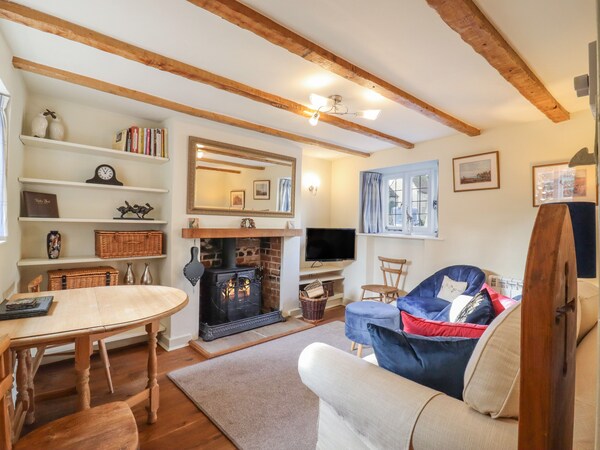 Wayside Cottage, Pet Friendly, With Hot Tub In Sharnbrook - Buckinghamshire