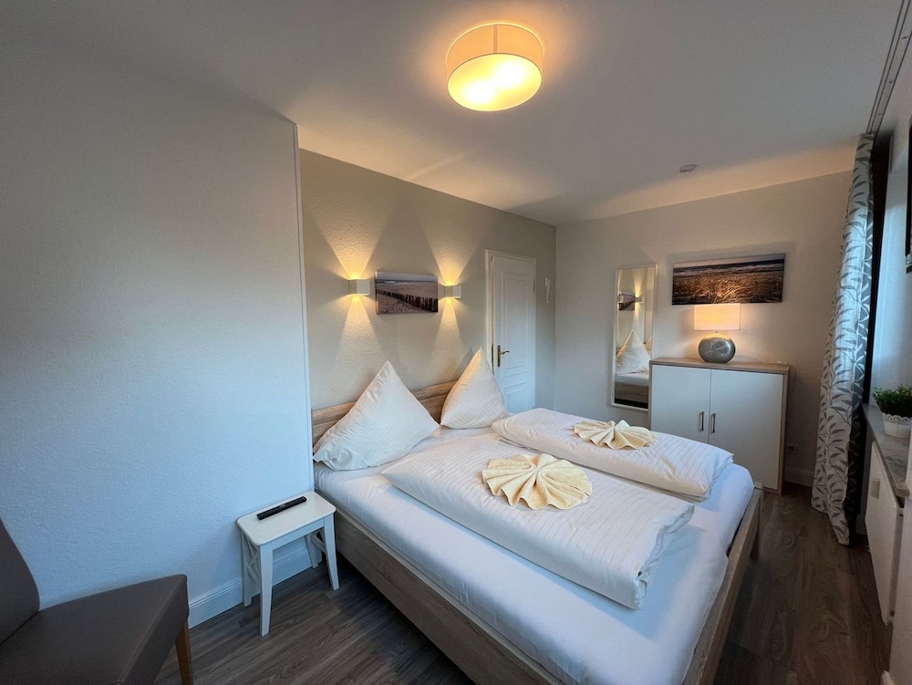 By The Sea - A Modern And Bright Vacation Apartment In The Heart Of Westerland. - Keitum