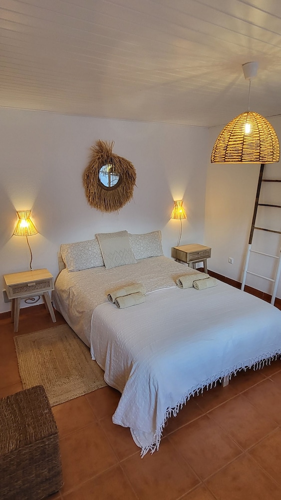 Lovely Private Suites Near The Beach. - Vila Nova de Milfontes
