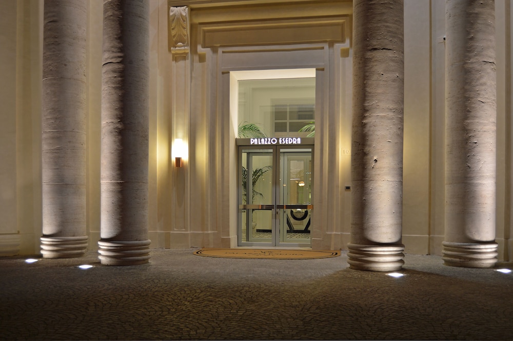 Hotel Palazzo Esedra - Pouzzoles