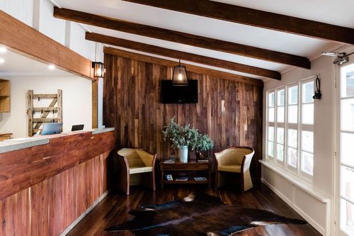 Longreach Holiday Rentals and Airbnb cozycozy