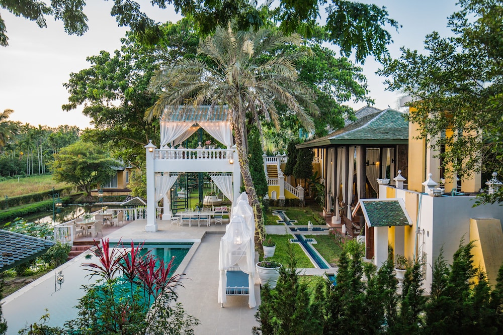 Rosario Oasis Resort - Sha Plus - Doi Saket District