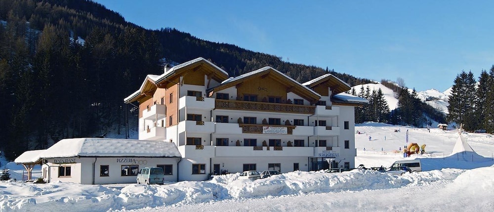 Hotel Bergkristall - Ridnaun