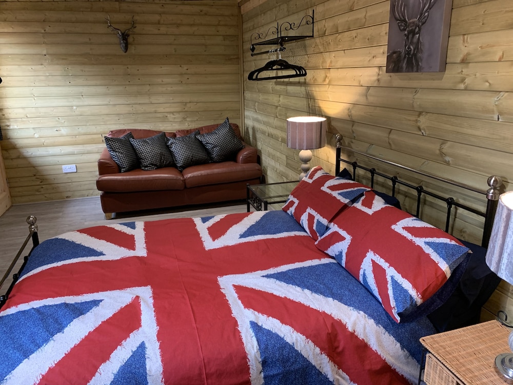 The Knapsack <Br>is A Unique Wooden Cabin In The Stunning Frome Valley Walk Way <Br> - Cotswolds
