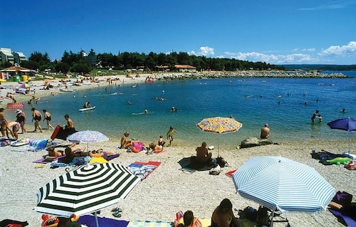 Beautiful Vacation Apartment Close To The Adriatic Coast Of Croatia. - Novigrad