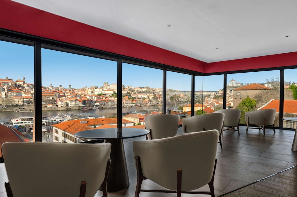 Hilton Porto Gaia - Porto, Portugal