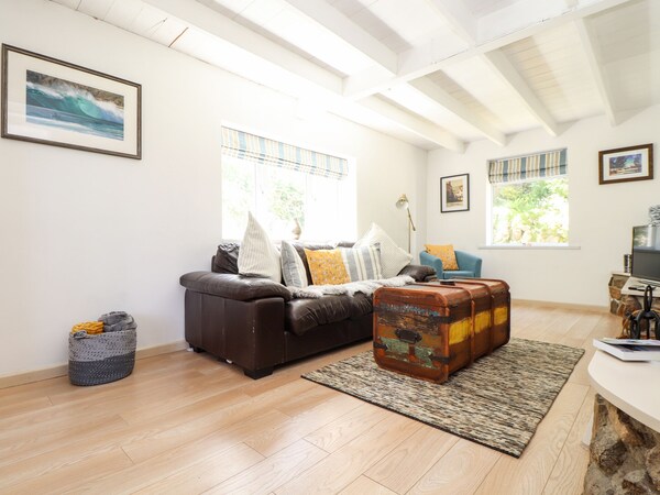 Knill House, Pet Friendly, Character Holiday Cottage In St Ives - Carbis Bay
