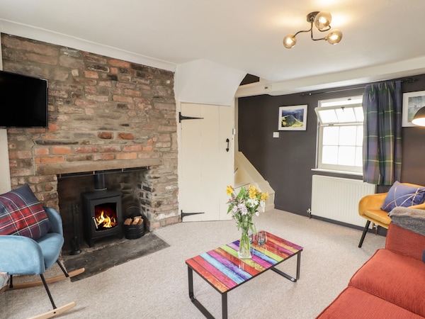 Kooky Cottage, Pet Friendly, With Open Fire In Brecon - Brecon