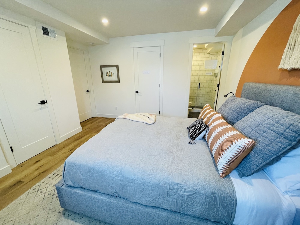 Contemporary One Bedroom Flat In Historic North Oakland Victorian - Near Sf/berk - Piedmont, CA