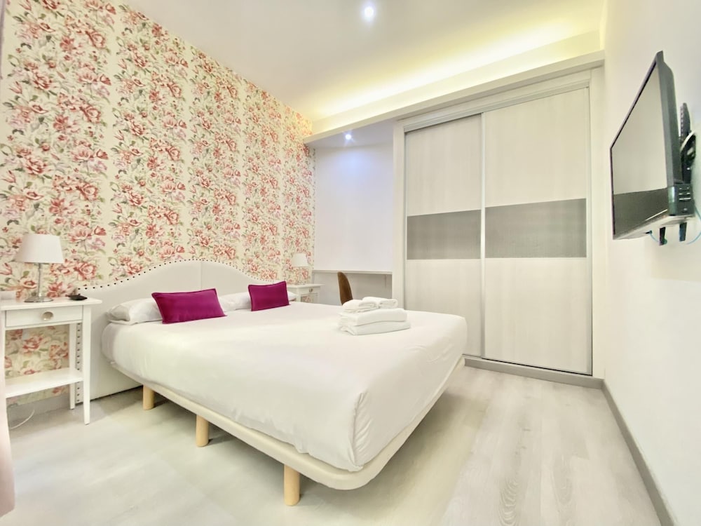 Charming Puerta Del Sol Center Ii - 3 Bedrooms, 2 Bathrooms - 馬德里