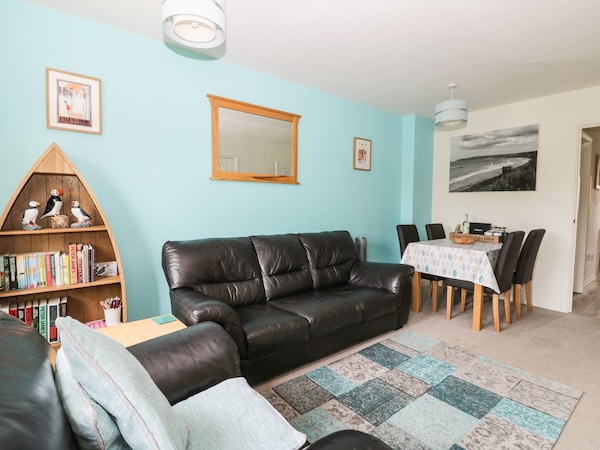 Puffin Cottage, Pet Friendly, With Pool In The Bay - Filey - Filey