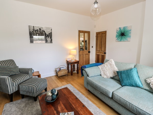 Sunnyside Villa, Pet Friendly, With Open Fire In Holmfirth - Holmfirth
