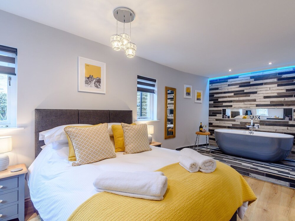 1 Bedroom Accommodation In Skipton - Cononley