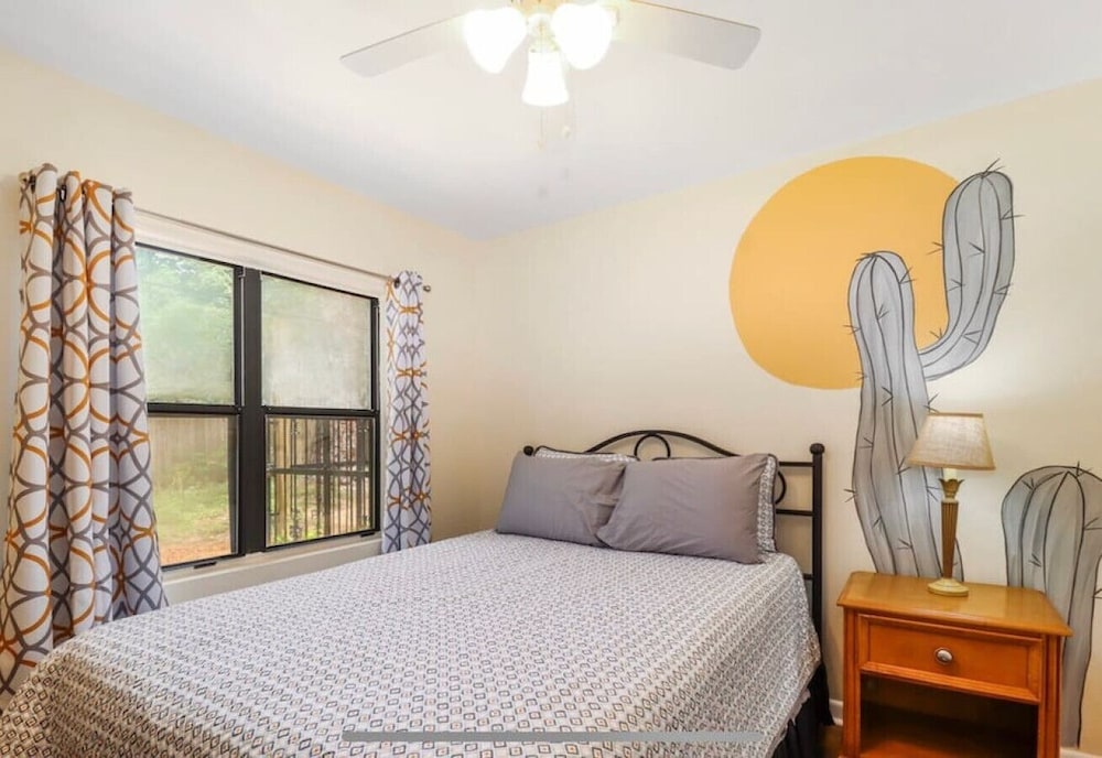 Gator Springs Pet Friendly & Close To Hospitals, Uf & Local Springs <30 Min Away - Gainesville, FL