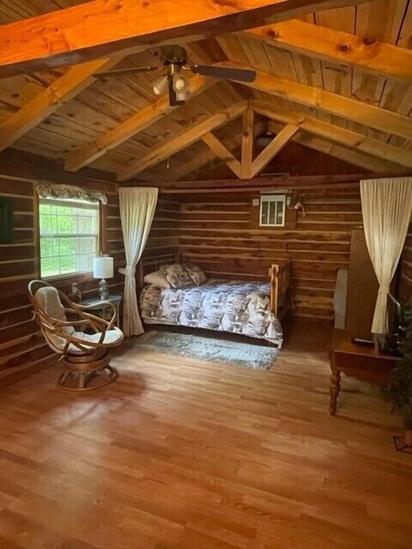 Evergreen Cottage, Twin Lakes Country Cabins - Breckinridge County