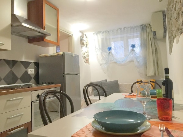 Holiday Apartment Piombino For 1 - 4 Persons With 1 Bedroom - Holiday Apartment - Piombino