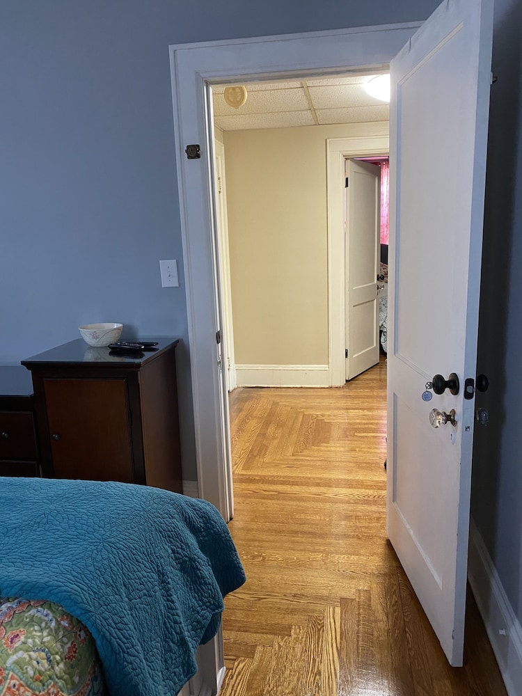 Just Like Home  1 Bedroom Only - Charleston, WV