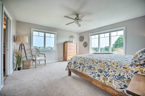 Splash Universe, Shipshewana airbnb, hotels and vacation rentals