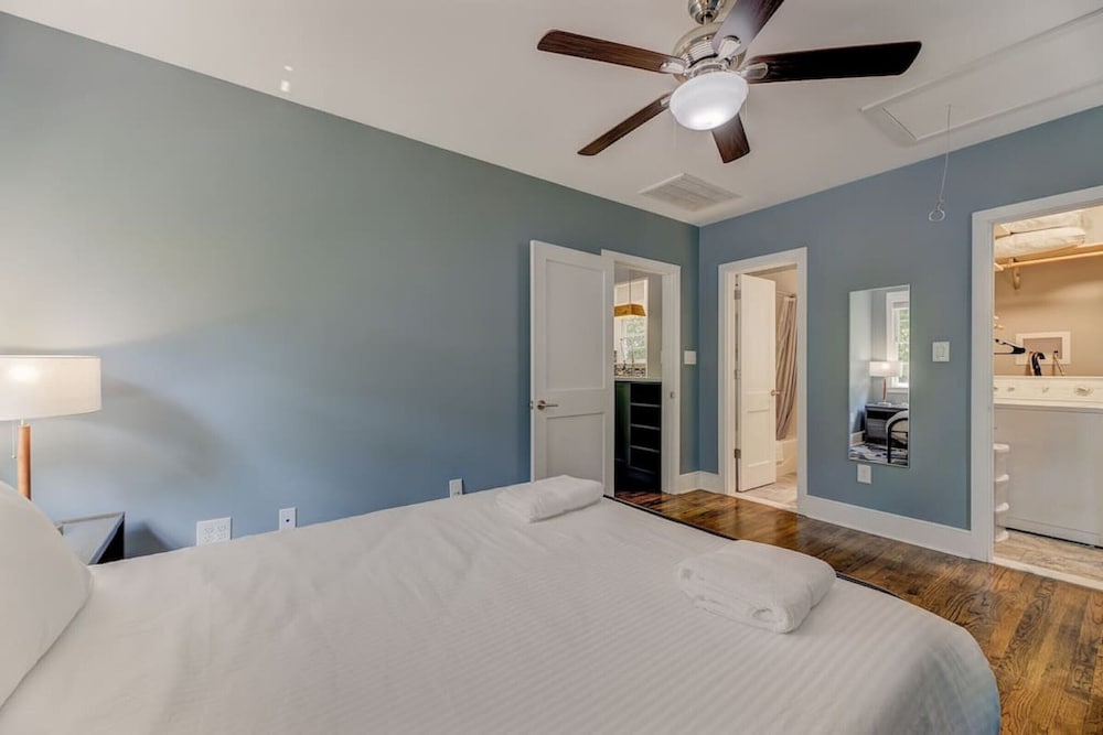 818 Queen St · Relaxing Cozy Apartment In Downtown Cola - Sesquicentennial State Park, Columbia