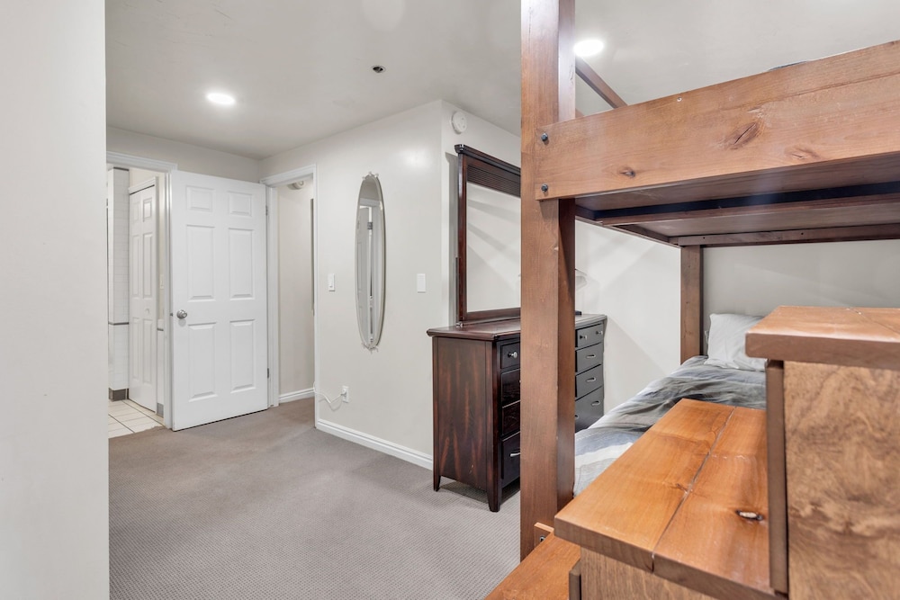 Incredible Updated Condo W/ Hot Tub - Park City, UT