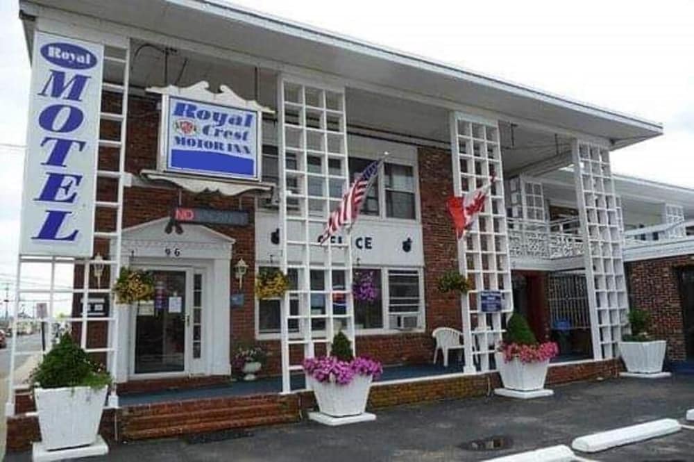 Royal Crest Inn Hampton Beach - North Hampton, NH