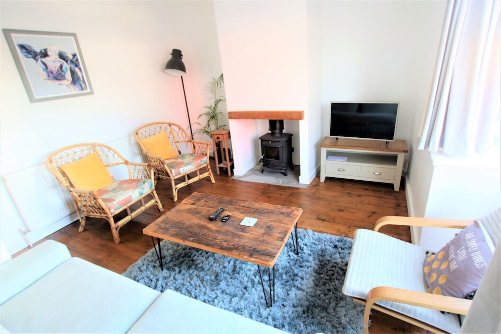 Contemporary Home In Friendly Easton, Free Parking - Bristol