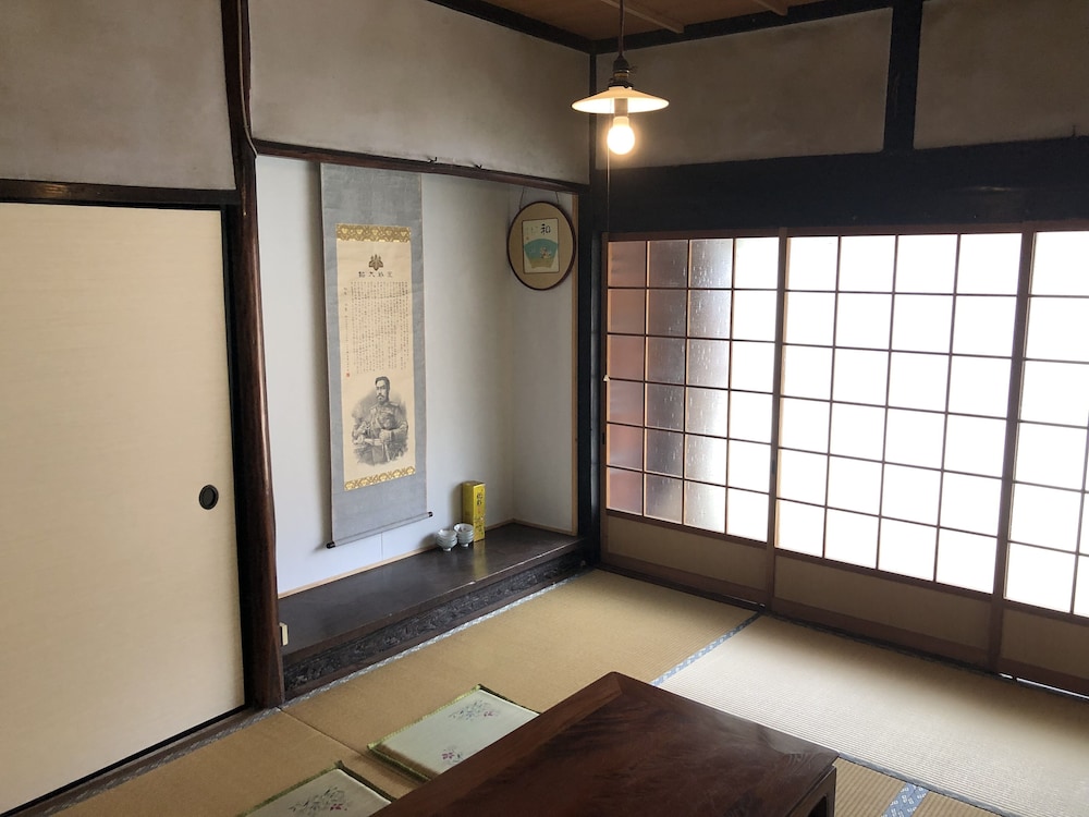 A Calm Time Spent Renting An Old Folk House Designated As An Important Tradition And Hagi Okan - Yamaguchi
