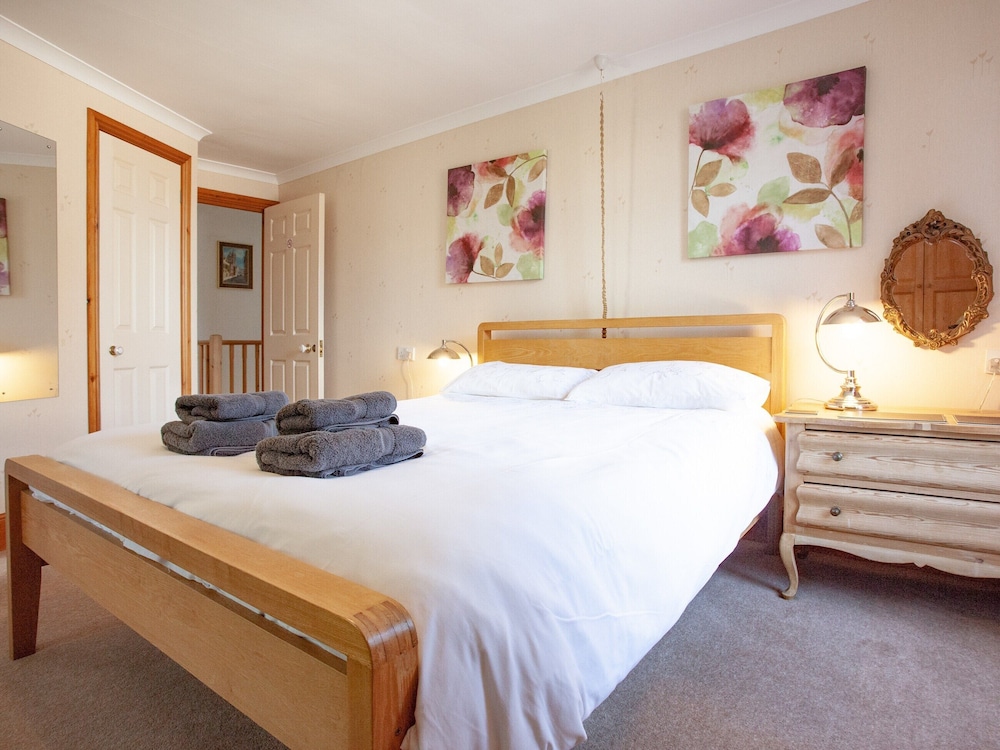 5 Bedroom Accommodation In Kingsbridge - Torcross
