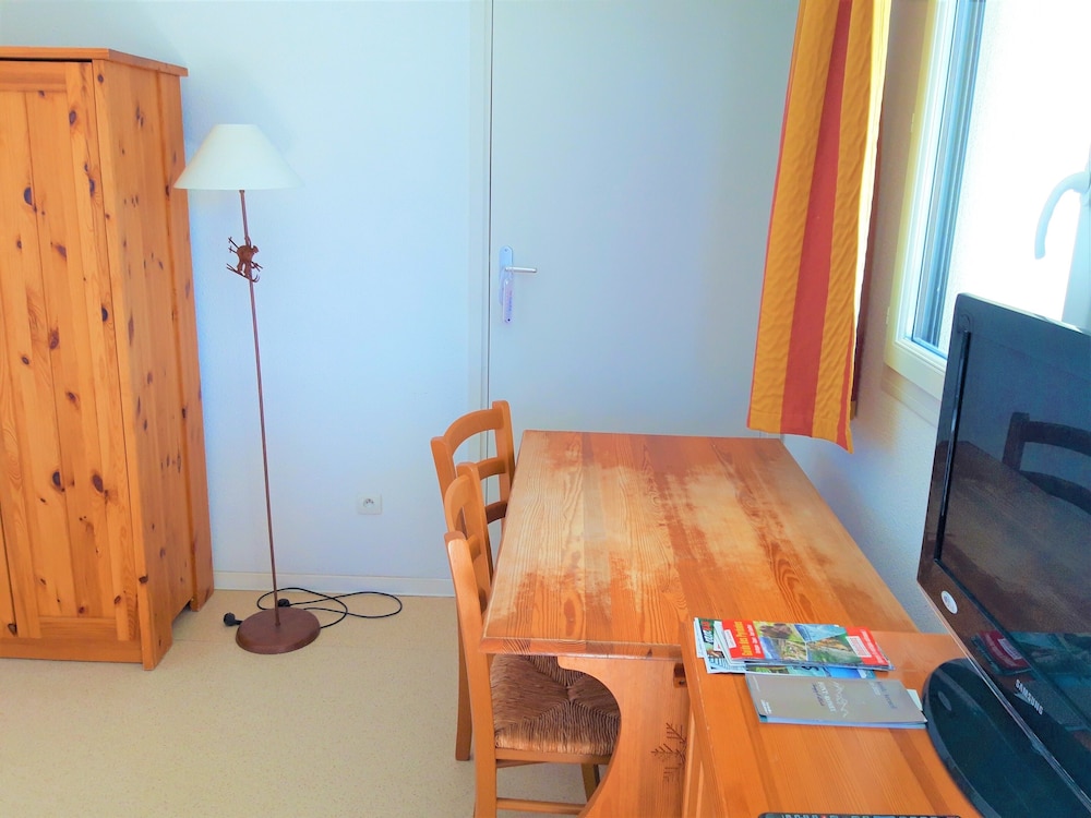 Font-romeu Pleasant Studio, Warm And Bright With Views Of The Mountains - Saillagouse