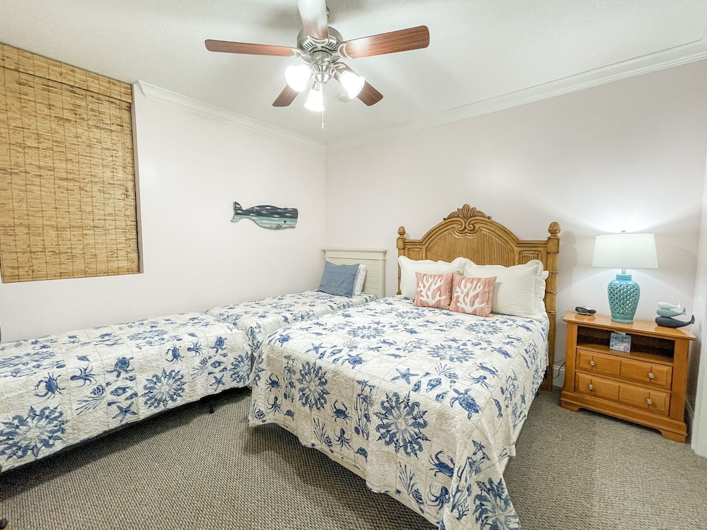 Family Friendly Gulf Front Condo  Recently Remodeled!  Gulf Front View  Sleeps 6 - Dauphin Island, AL