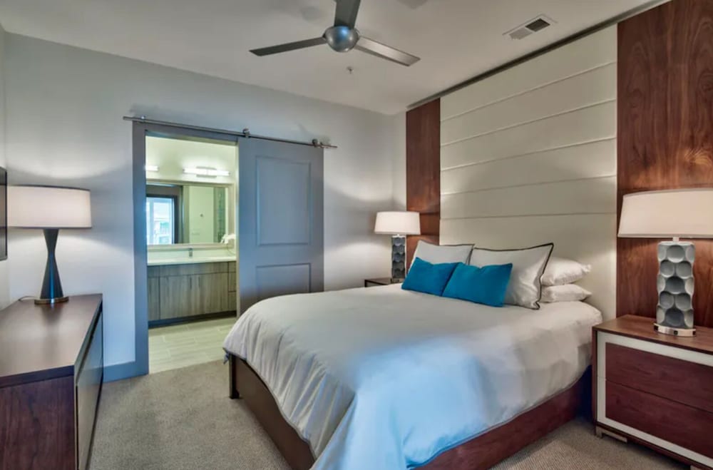 🦩Incredible 2 Bedroom Premium Condo At The Pointe #135 ~ Pointe Break🦩 - Camp Helen State Park, Panama City Beach