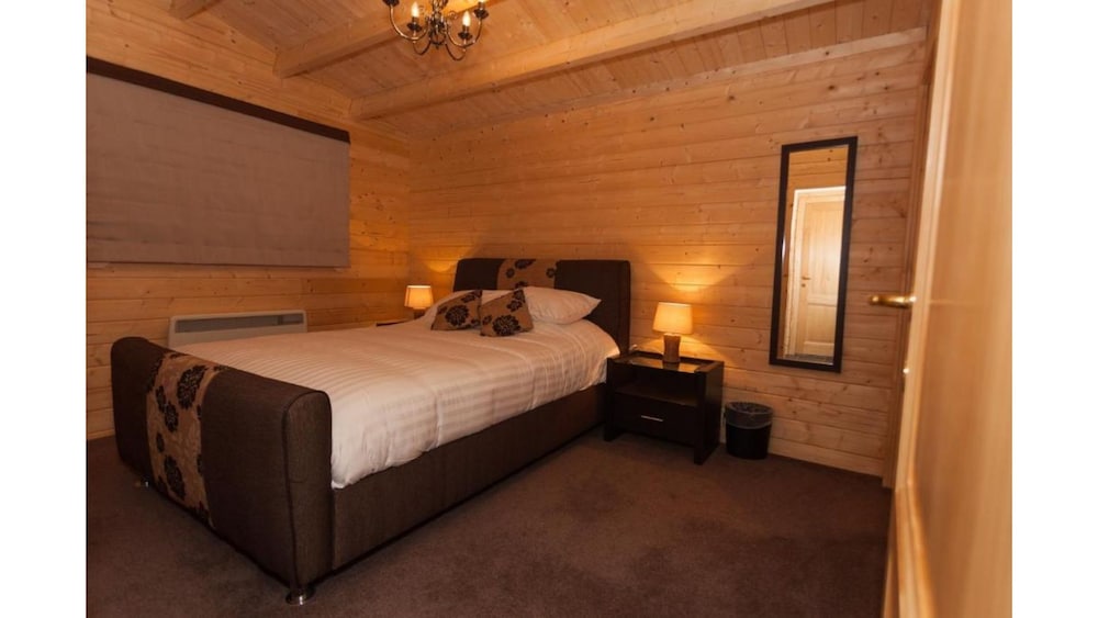 Ilodge  73 - Luxury Log Cabin With Hot Tub And Woodburner 🏡 - Lincolnshire