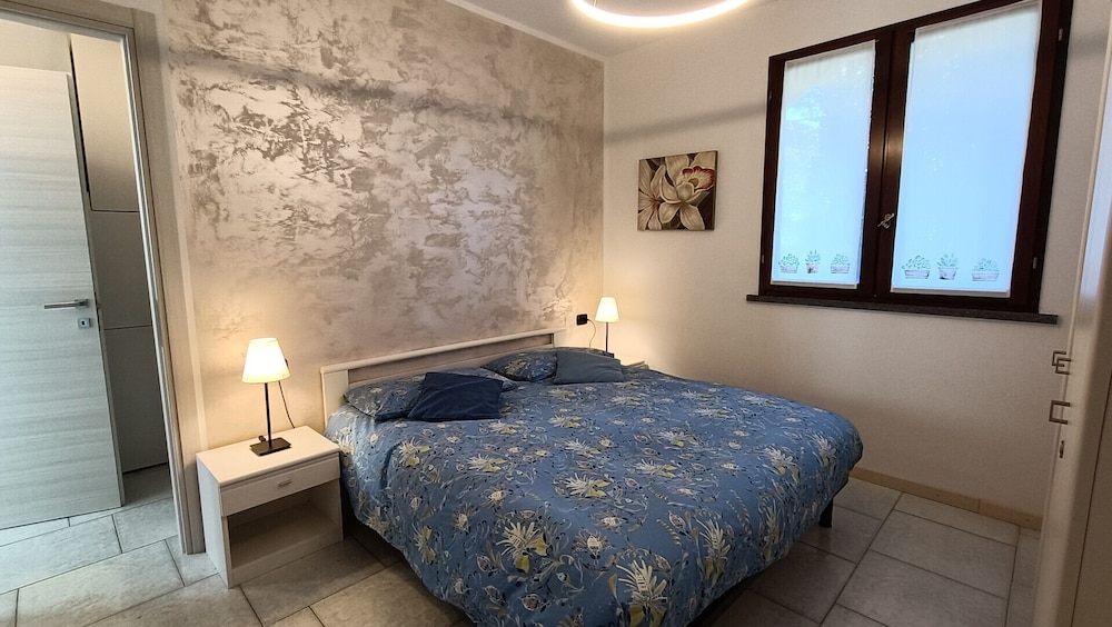 Casa In Bellissimo Residence Con Giardino, Piscina E Posto Auto - Larihome - Provincia di Como