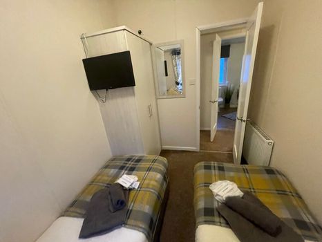 Woodhall Spa Cabins Best prices on cozycozy