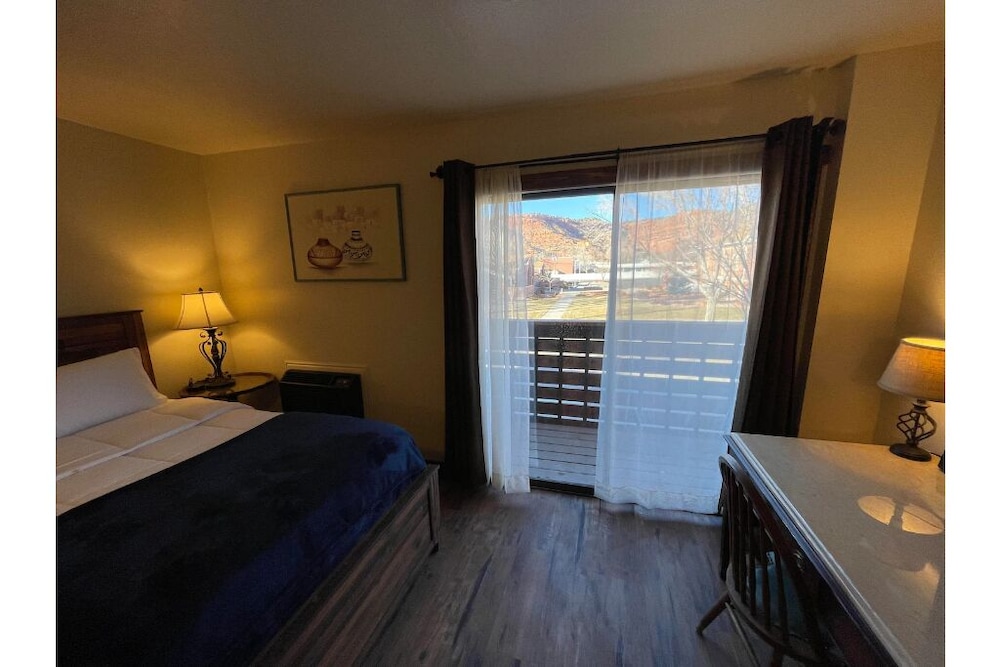 Welcome To The New Kanab Lodge Suite 23 - Fredonia, AZ