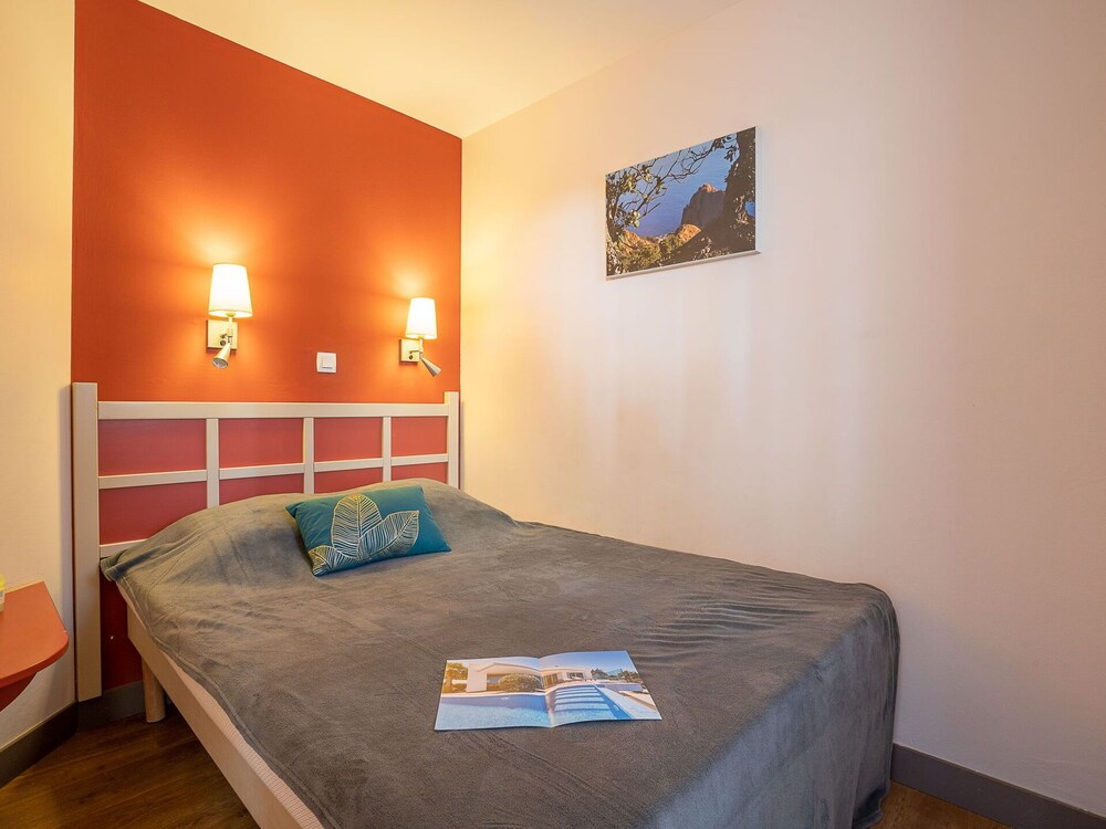 Confortable Appartement Pour 4 Personnes Avec Wifi, Piscine, Tv, Terrasse, Animaux Admis Et Parking - Agay