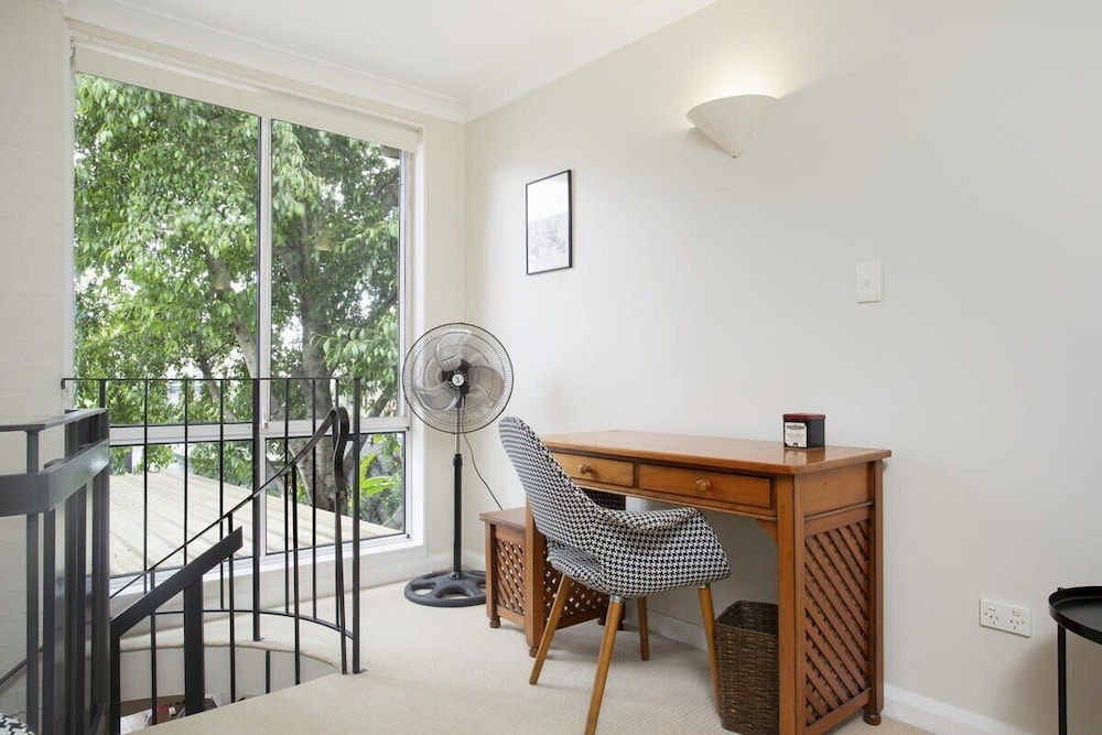 Comfortable Terrace In Central Location - Willoughby