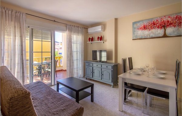 Practical Vacation Apartment Directly At The Port Of Torrevieja. - Los Montesinos
