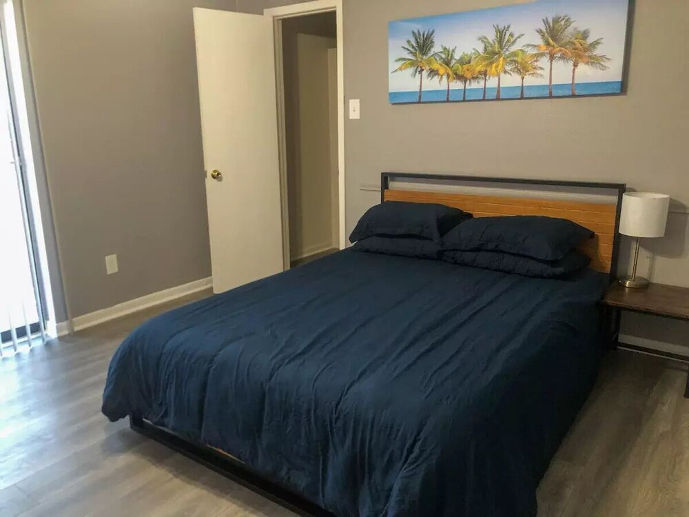 One Bed/one Bath Apartment ★ Experienced Hosts ★ - Irving, TX