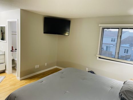 Alerus Center Grand Forks airbnb, hotels and vacation rentals