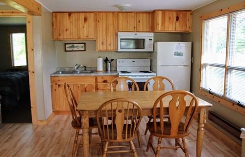 Black River State Forest, Black River Falls: airbnb, hotels and